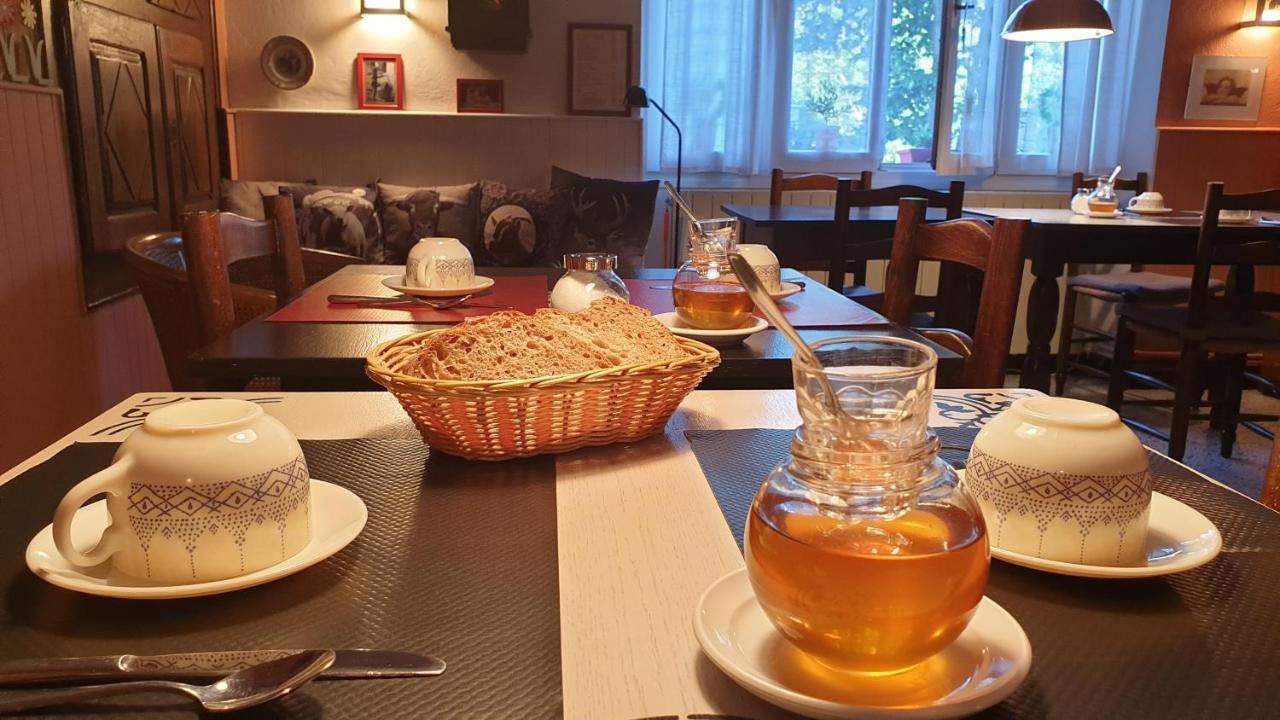 Auberge De Trente Pas Saint-Ferréol-Trente Esterno foto
